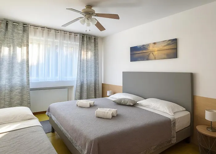 Sabbiadoro Center Apartment