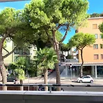 شقة Sabbiadoro Center *