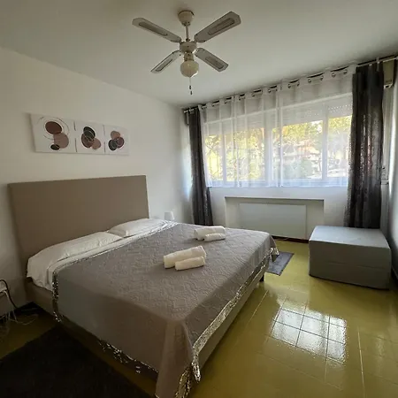 Lägenhet Sabbiadoro Center